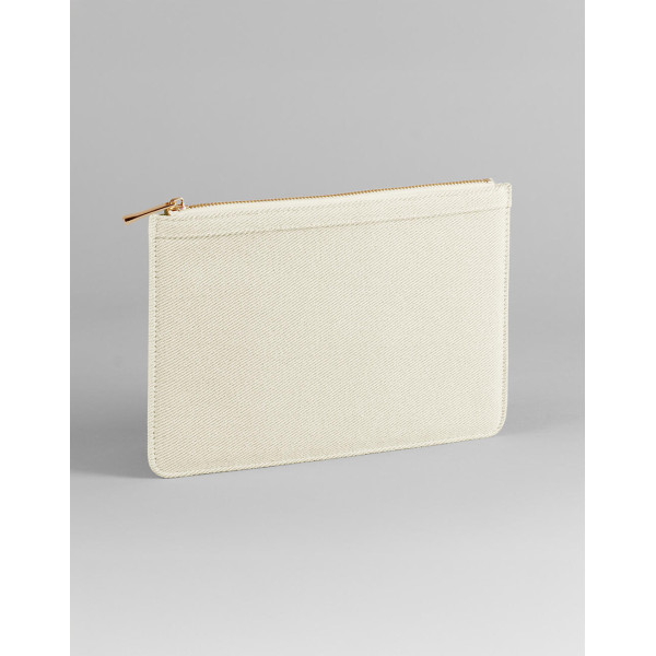 Puerto Pouch